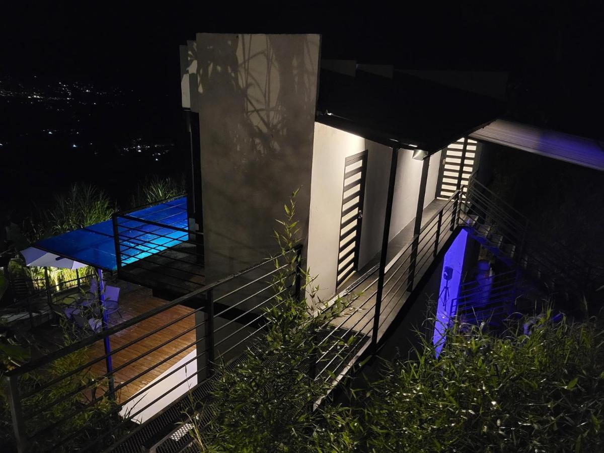 فندق Solaris Glamping Exclusive Tena المظهر الخارجي الصورة